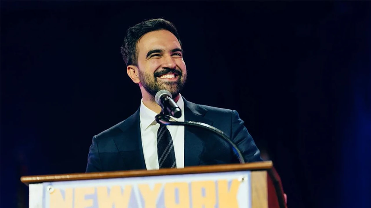 নিউইয়র্ক শহরে সাহসী স্বপ্নের তরুণ