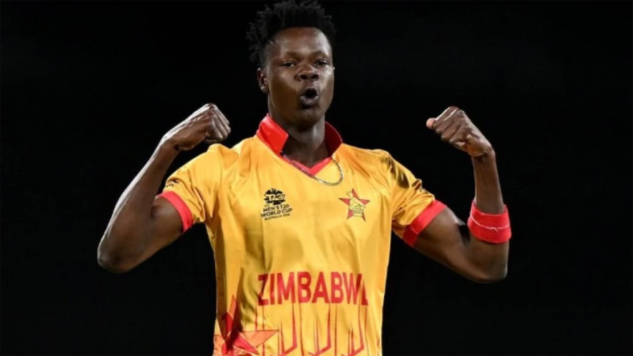 পাকিস্তানে ত্রিদেশীয় সিরিজে ছিটকে গেলেন মুজারাবানি