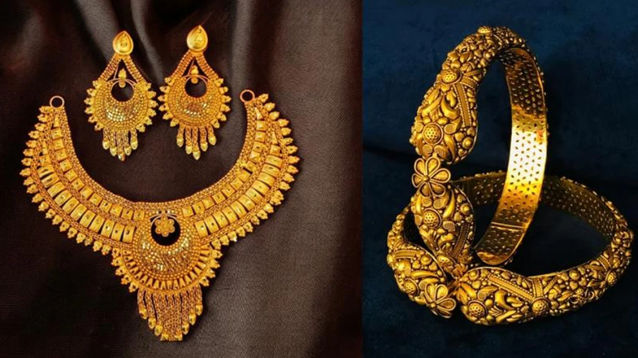 স্বর্ণের দাম ফের বাড়ল, ভরি কত?