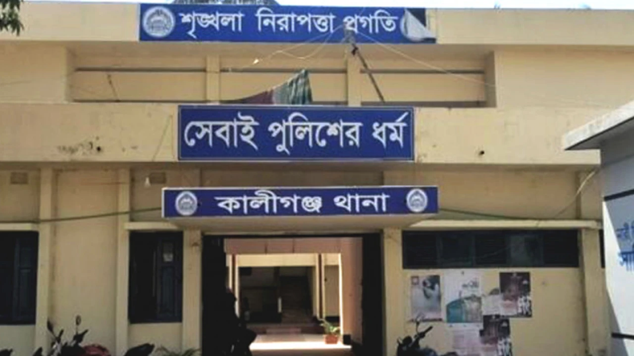 কালীগঞ্জে ট্রাকচাপায় মোটরসাইকেল আরোহীর মৃত্যু