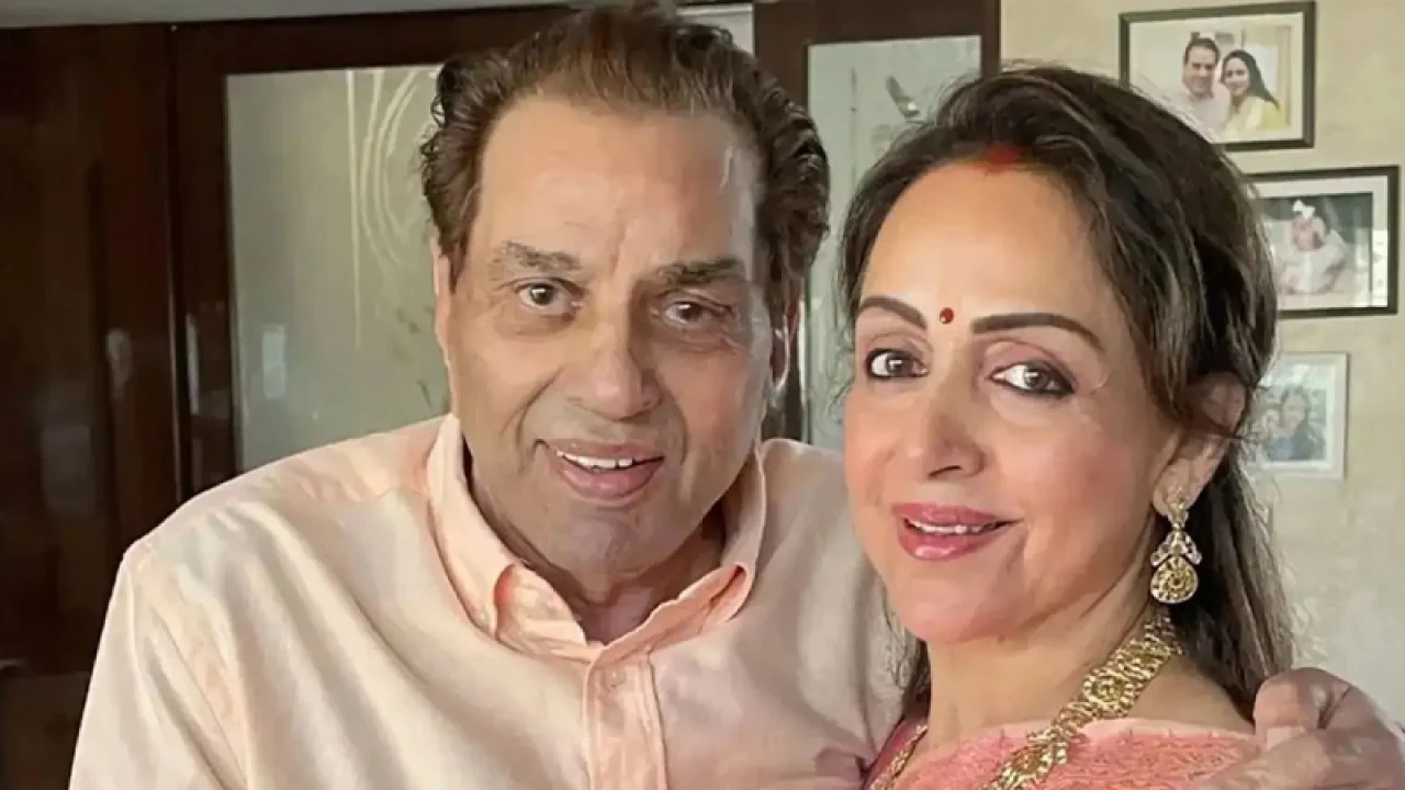 অভিনেতা ধর্মেন্দ্রর মৃত্যুর গুজব, হেমার ক্ষোভ