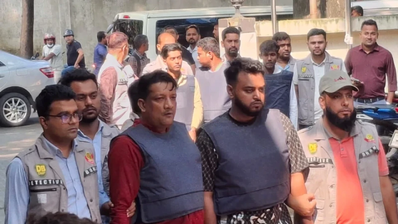 শীর্ষ সন্ত্রাসী মামুন হত্যায় ‎৫ আসামি রিমান্ডে