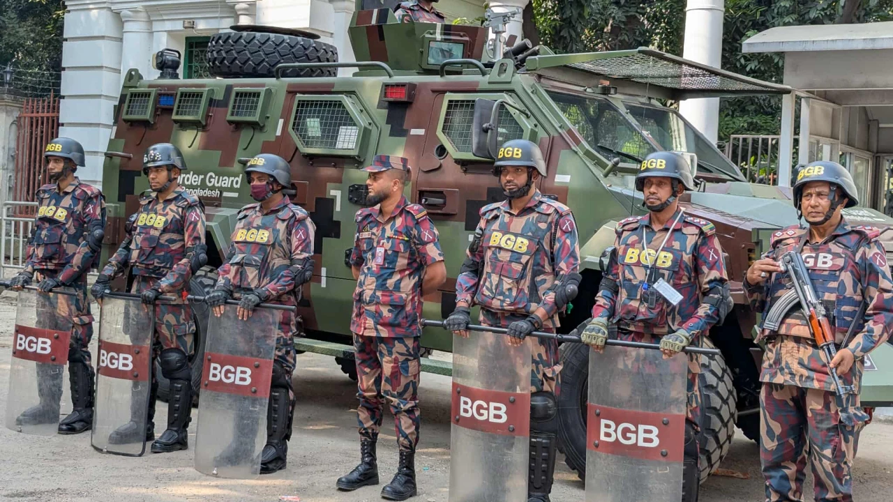 ঢাকা ও আশপাশের এলাকায় ১৪ প্লাটুন বিজিবি মোতায়েন