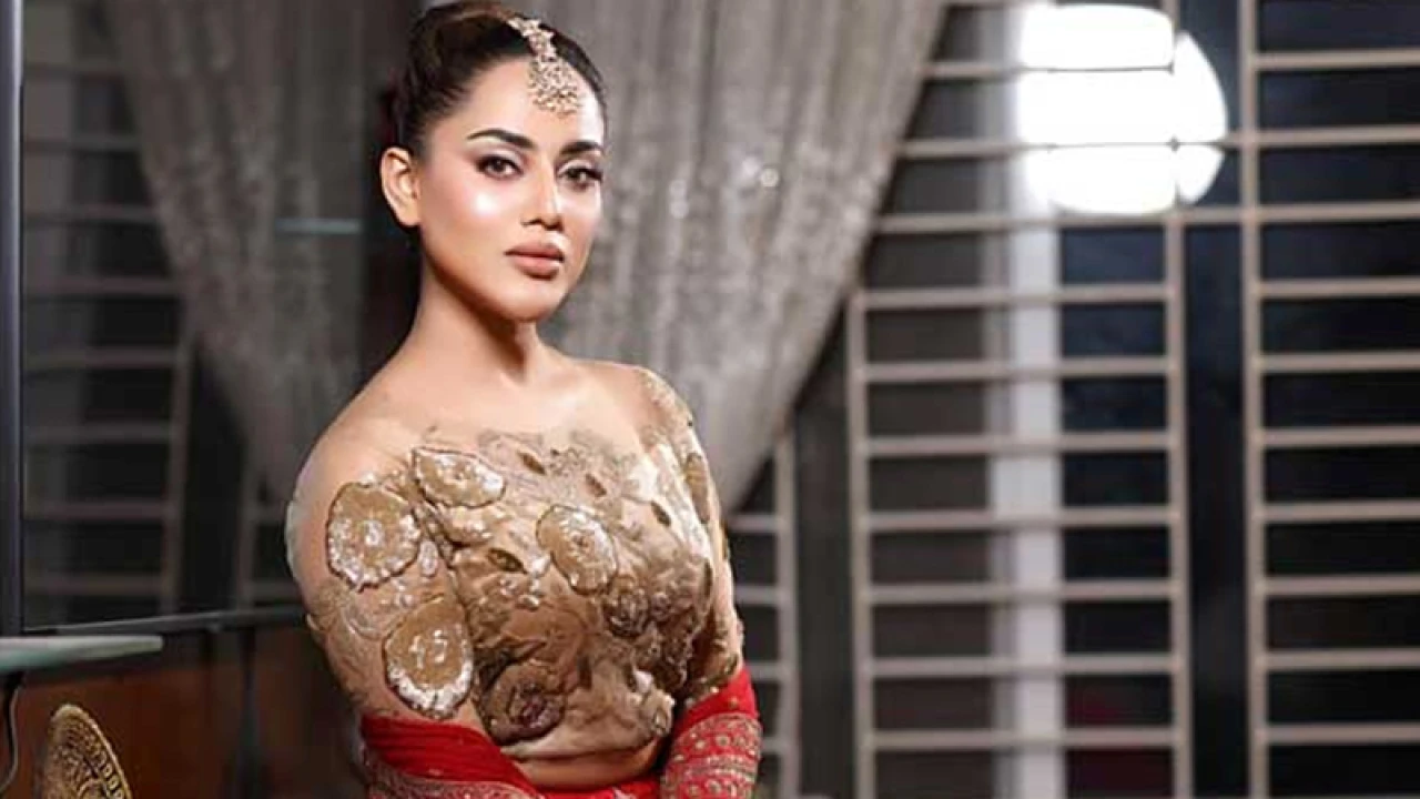 প্রযোজকের বিরুদ্ধে তমা মির্জার অভিযোগ