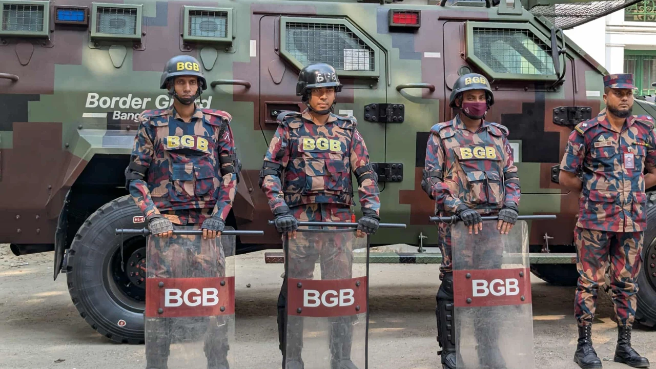 রাজধানী ও আশপাশের জেলায় ১২ প্লাটুন বিজিবি মোতায়েন