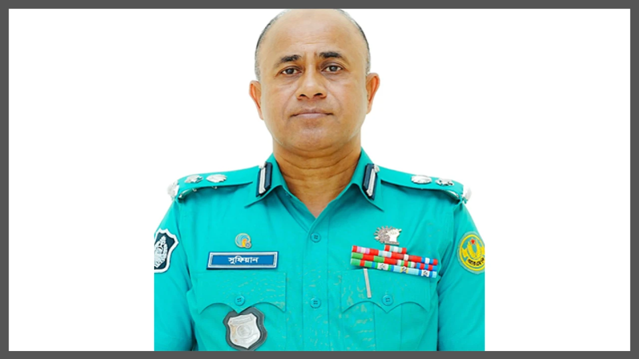 আরএমপি কমিশনারকে আদালতে হাজিরের নির্দেশ