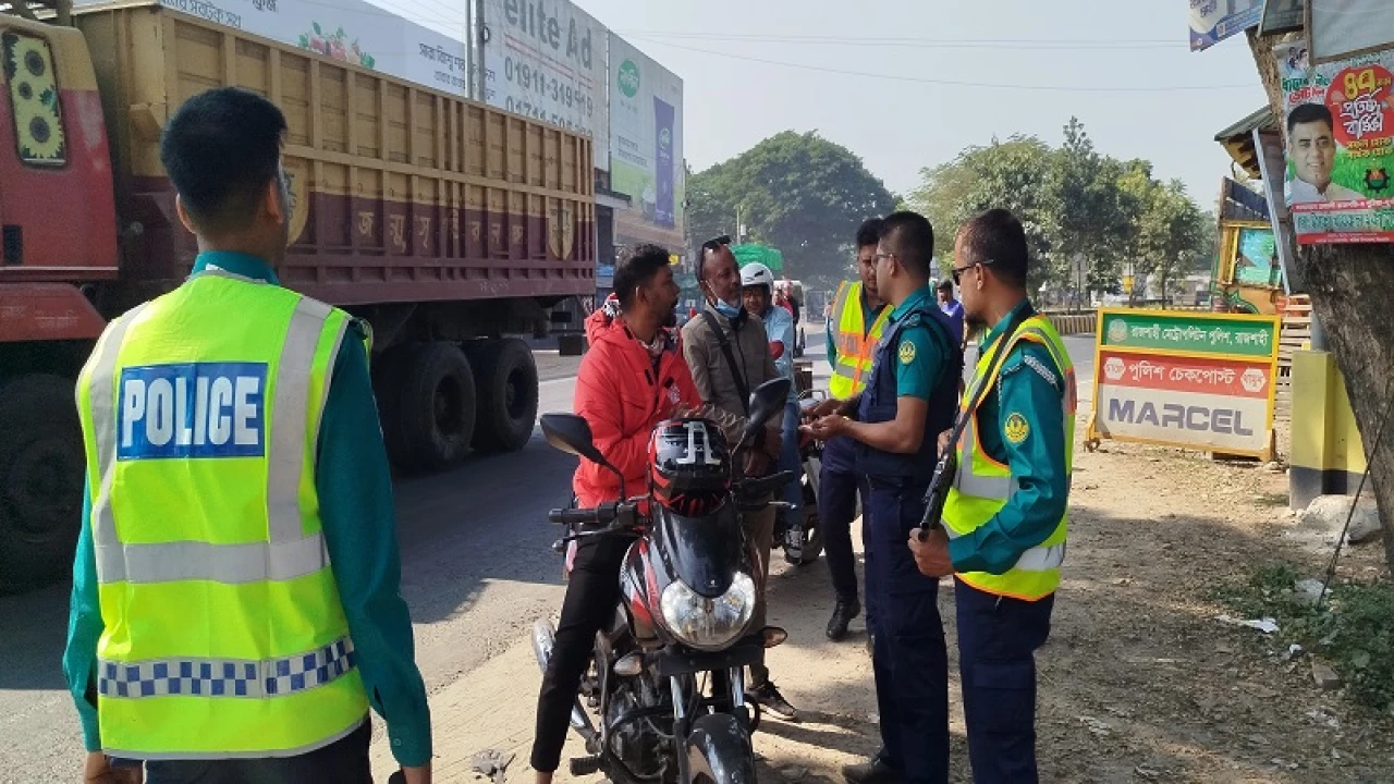 রাজশাহীতে আওয়ামী লীগের শাটডাউনে সাড়া নেই 