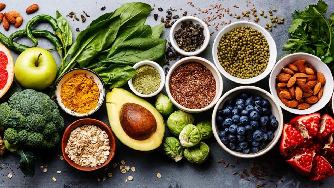 শীতে শরীর উষ্ণ রাখবে যেসব খাবার 