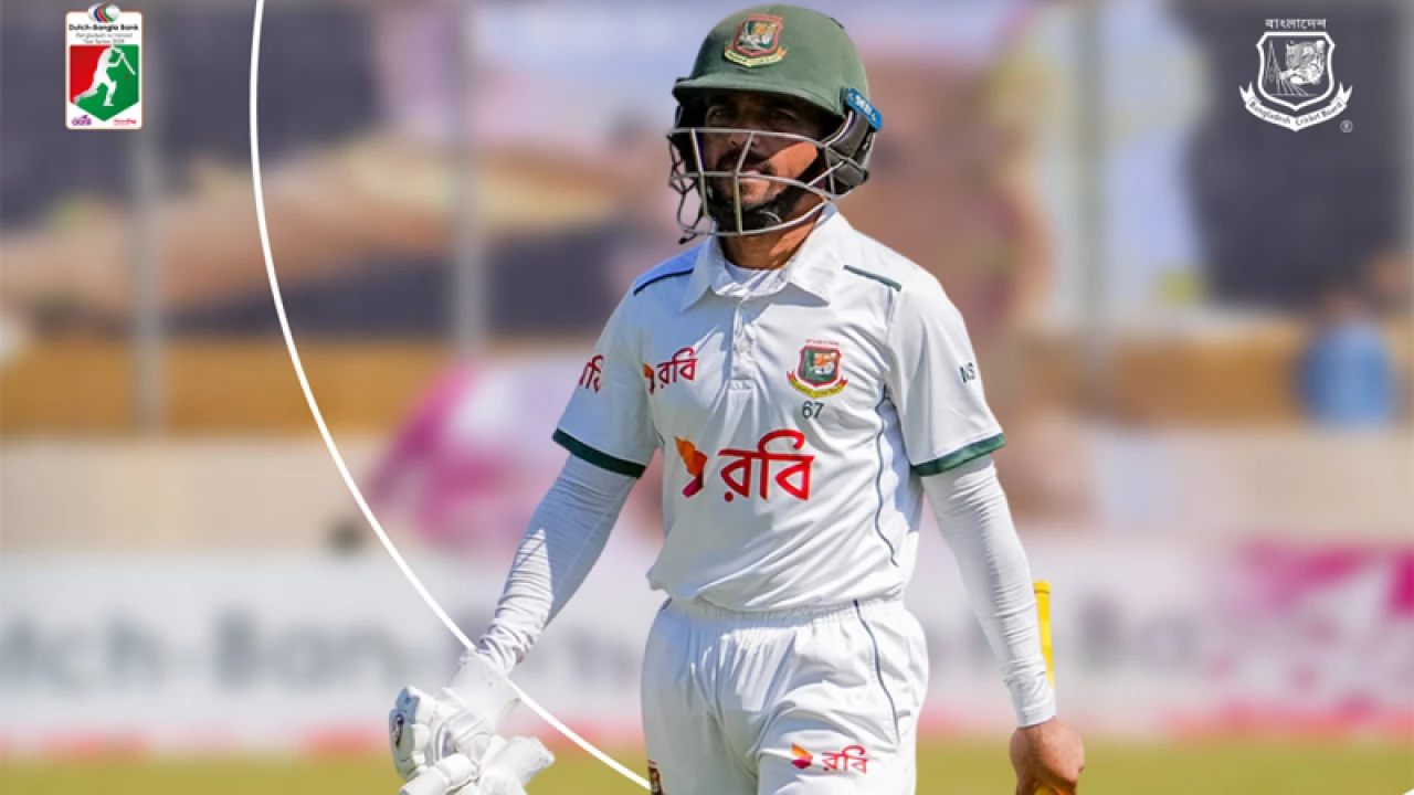 মুশফিকের ফিফটির পর ফিরলেন মুমিনুল