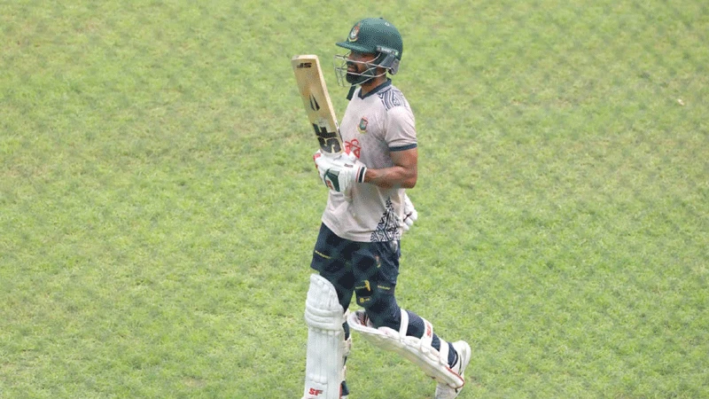 দক্ষিণ আফ্রিকার বিপক্ষে টেস্ট সিরিজের আগে মিরপুরে ঘাম ঝরাচ্ছেন ওপেনার সাদমান। ছবি: ফোকাস বাংলা