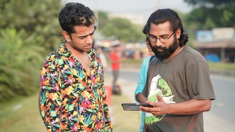 এক ঝলকে নভেম্বর 2512