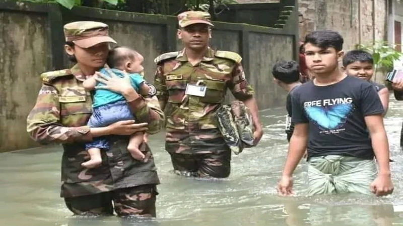 ভয়াবহ বন্যা:  সম্পদ নয়, প্রাণ বাঁচানোই মুখ্য