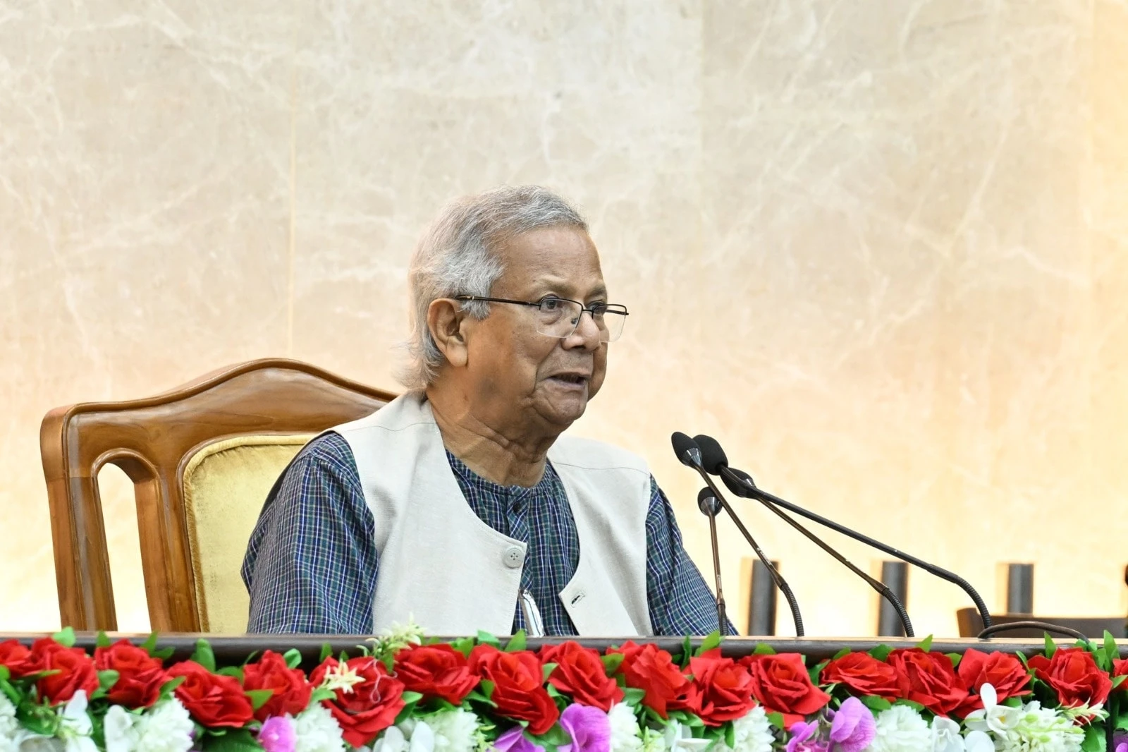 প্রধান উপদেষ্টা